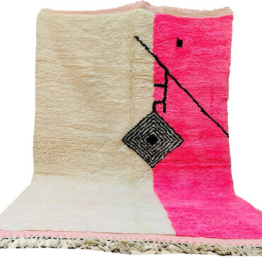 Moroccan Beni Wool Rug in Cream and Bright Pink