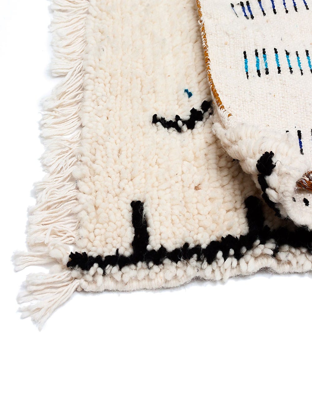 White Beni Ourain rug with blue-black lines - Image 4
