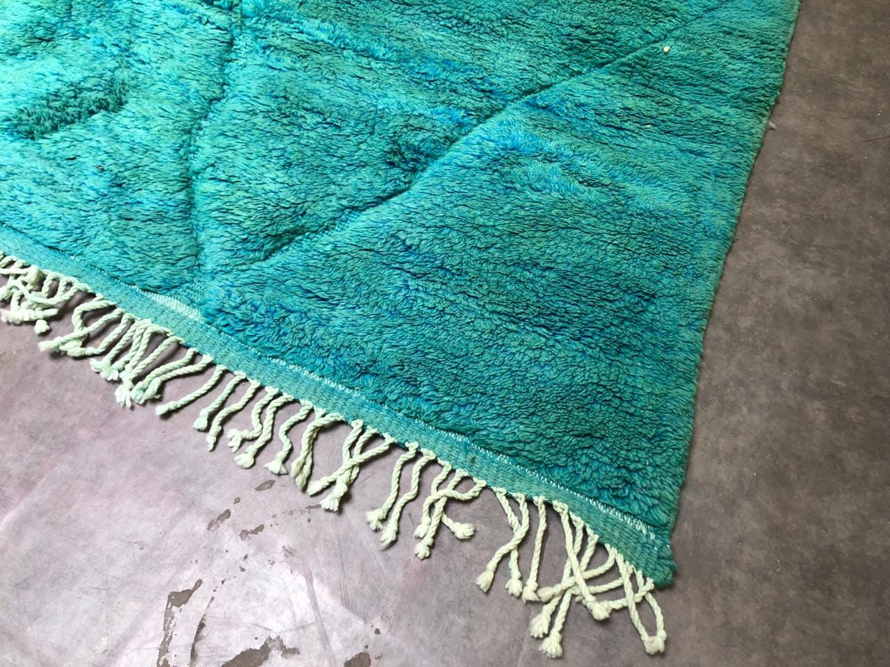 turquoise-moroccan-rug-details-2.