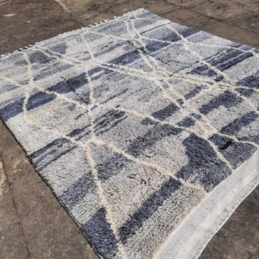 Moroccan rug grey 9′ X 12′