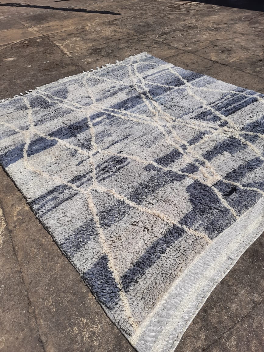 Moroccan rug grey 9' X 12'