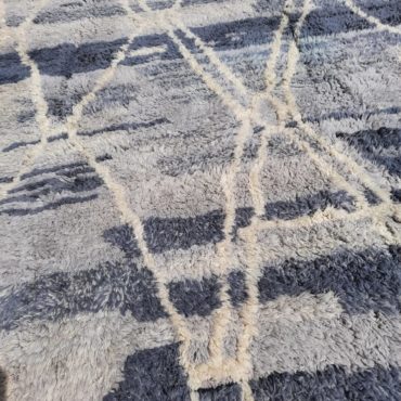 Moroccan rug grey 9′ X 12′