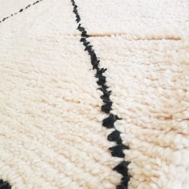 Moroccan wool rug 8×10 – FREE Shipping