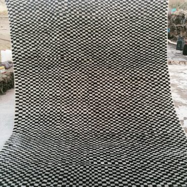 Moroccan checkered rug 8×10 feet