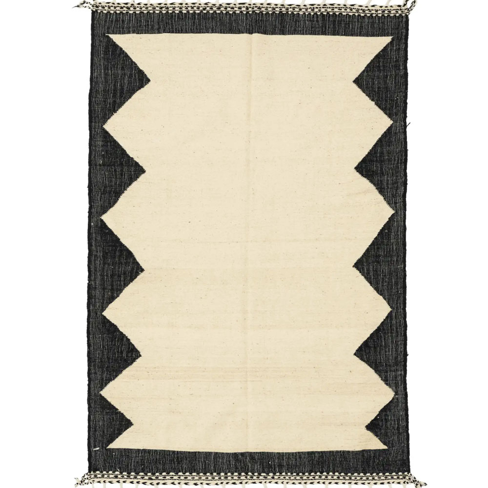 Moroccan kilim berber rug geometric pattern