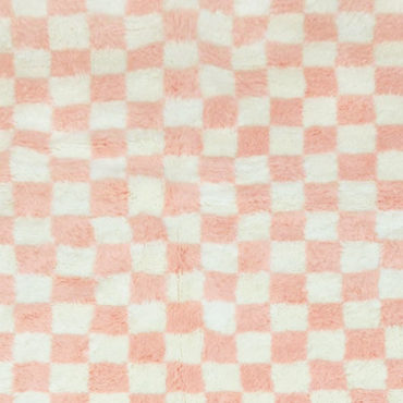 Checkered Moroccan rug pink – Custom size