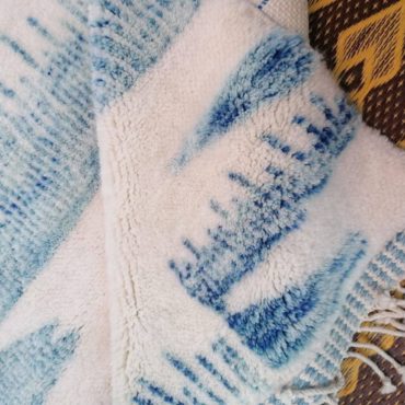 Light Blue abstract pattern rug – Beni Mrirt