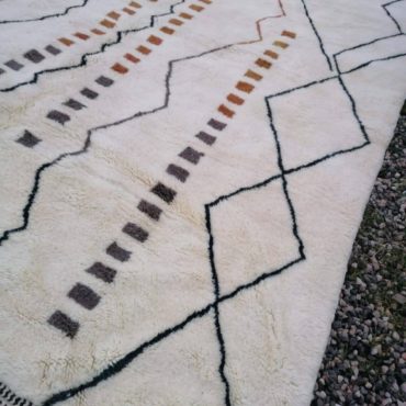 Luxury Beni Mrirt rug – Handmade in ATLAS Mountains