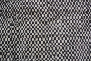 Read more about the article Moroccan Checkered Black and White Rugs: Timeless Elegance for Home Decor