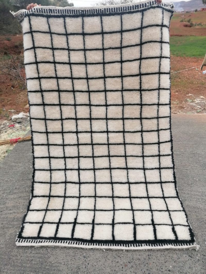 grid moroccan rug black and white 4x6 feet