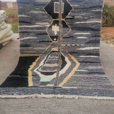 Hand-knotted Moroccan Berber rug in Black & Yellow