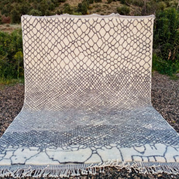 Moroccan Beni Rug in White, Black Honeycomb Design