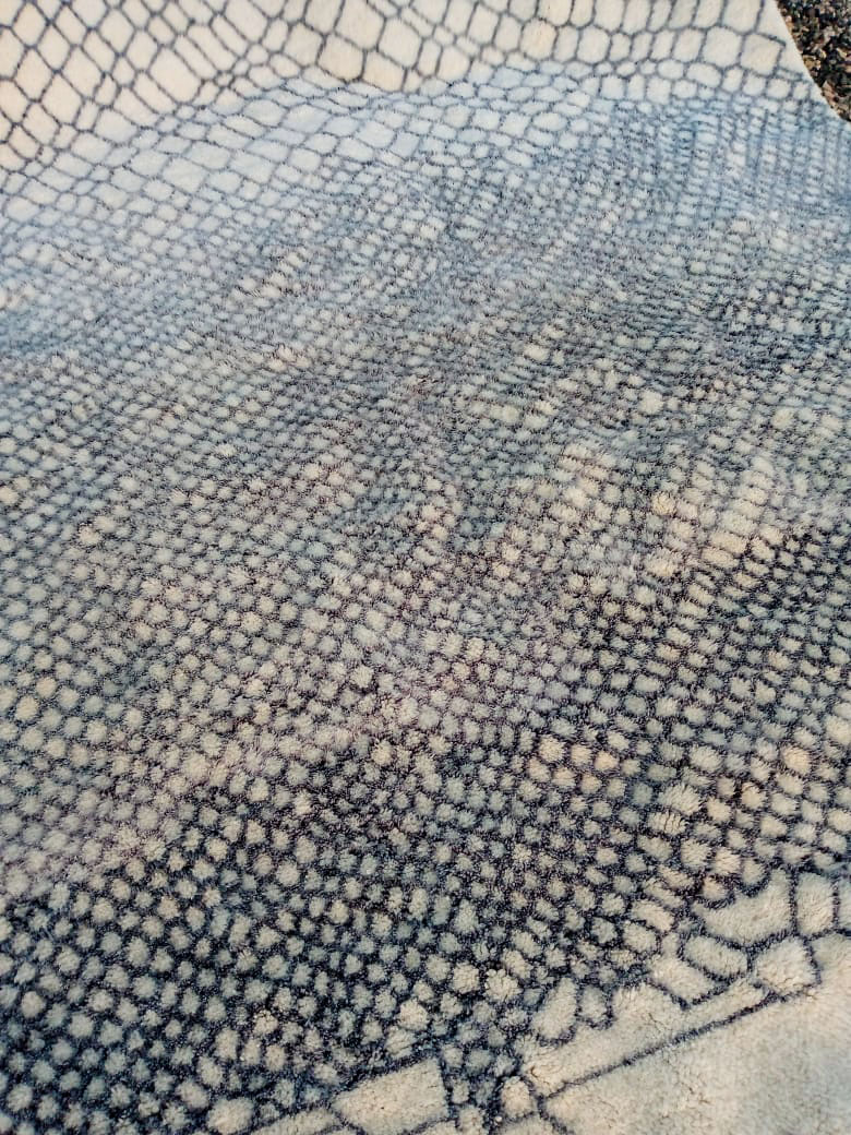 Moroccan Beni Rug in White, Black Honeycomb Design - Image 2