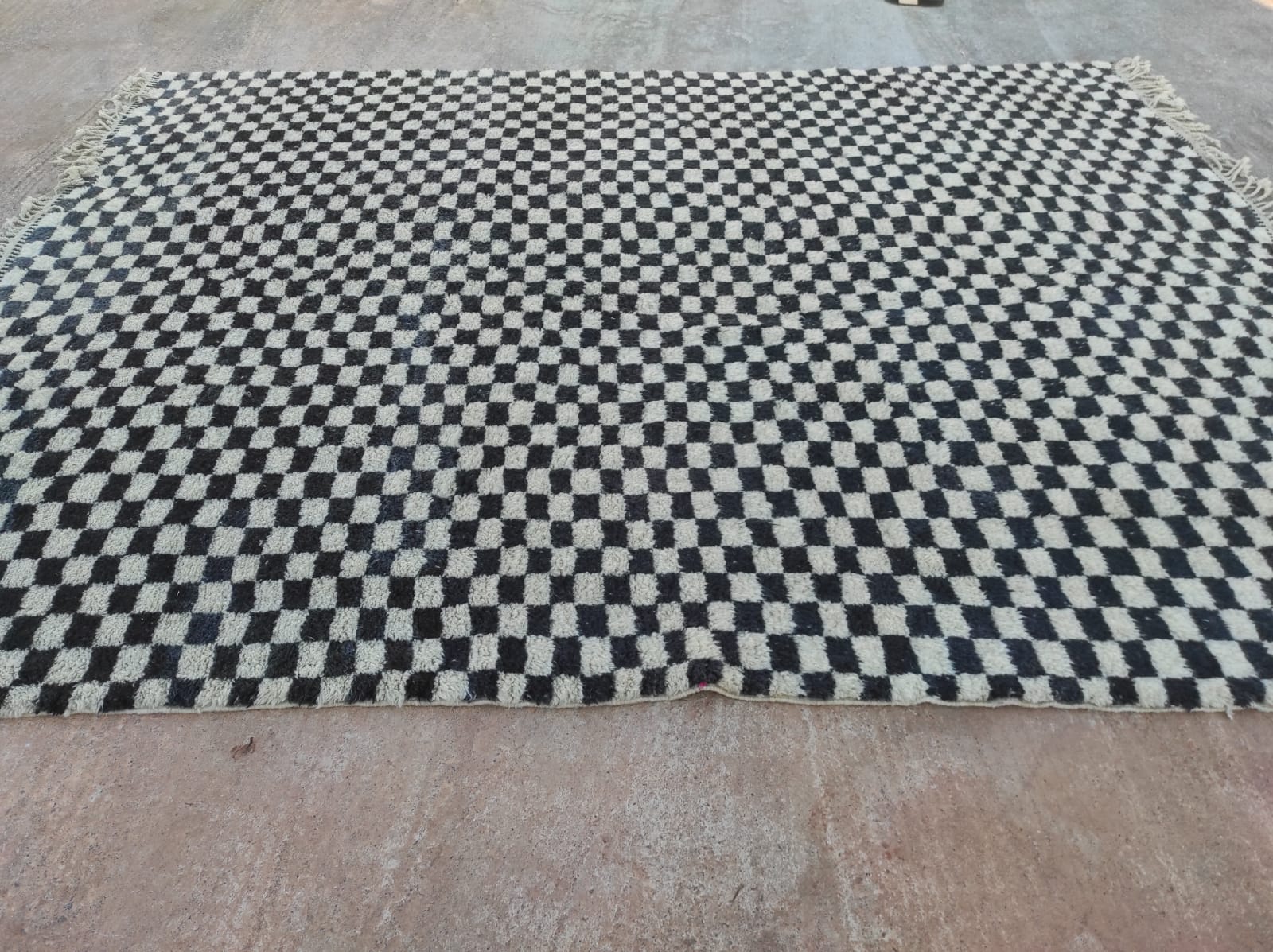 Checkered Moroccan Wool Rug in Black And White 9'x12' - Image 5