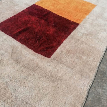 Taupe Moroccan Beni Rug Design in Orange & Red Maroon