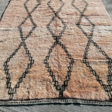 Moroccan Tribal Beni Mrirt Wool Rug