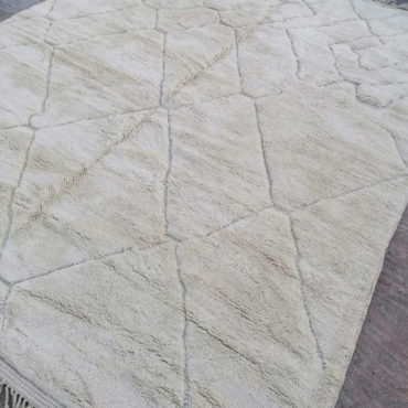 White Moroccan Wool Rug 8’8″x10’2″