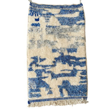 Small Blue & White Moroccan Beni Mrirt Rug 2’x4′