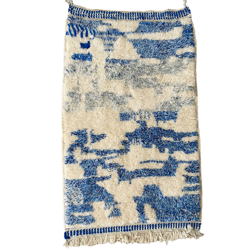 small blue and white moroccan beni mrirt rug 2x4