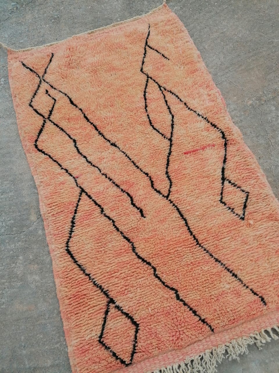 Small Moroccan Rug 2'3"x4'4" Pink - Image 5