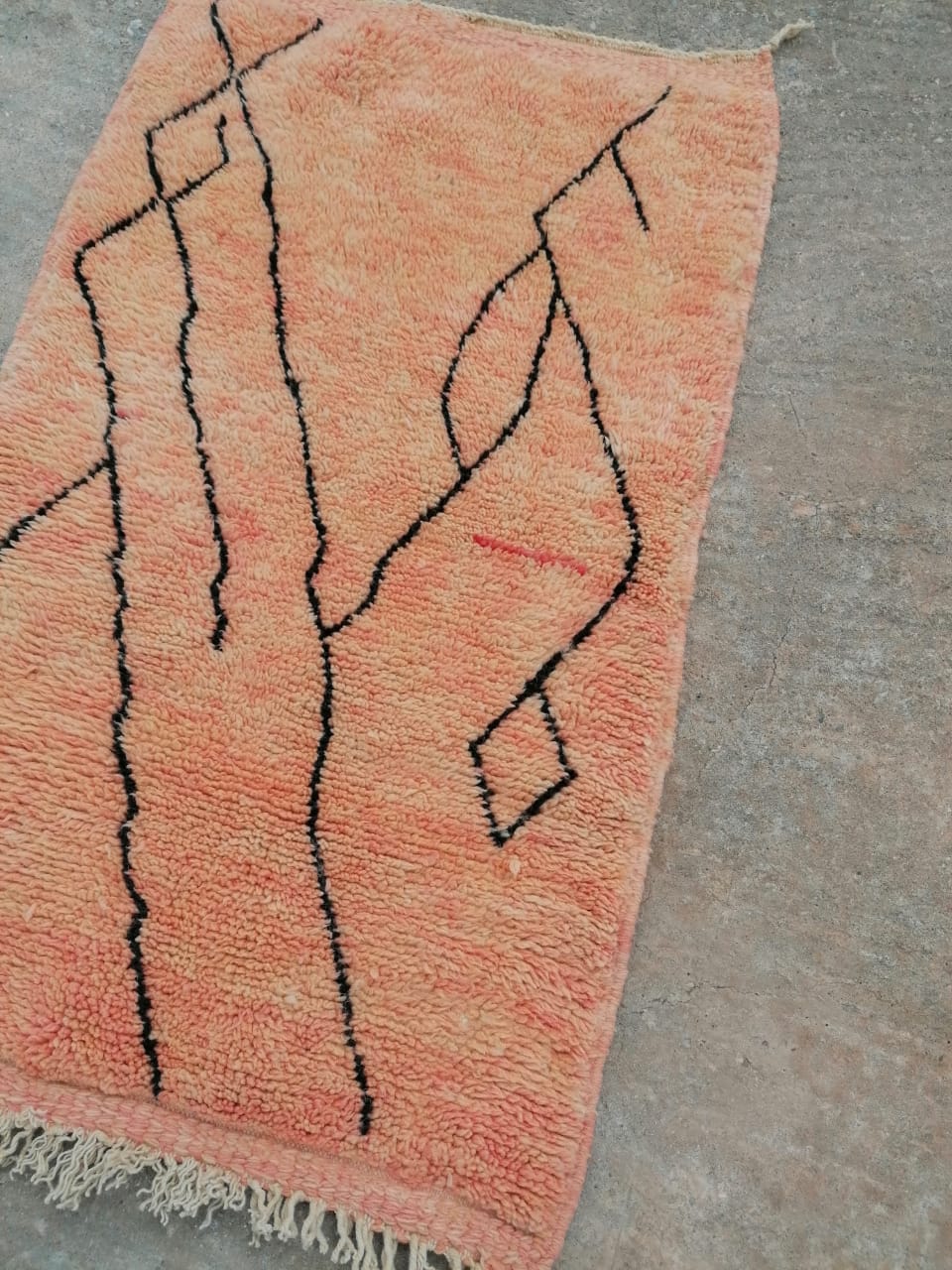 Small Moroccan Rug 2'3"x4'4" Pink - Image 6