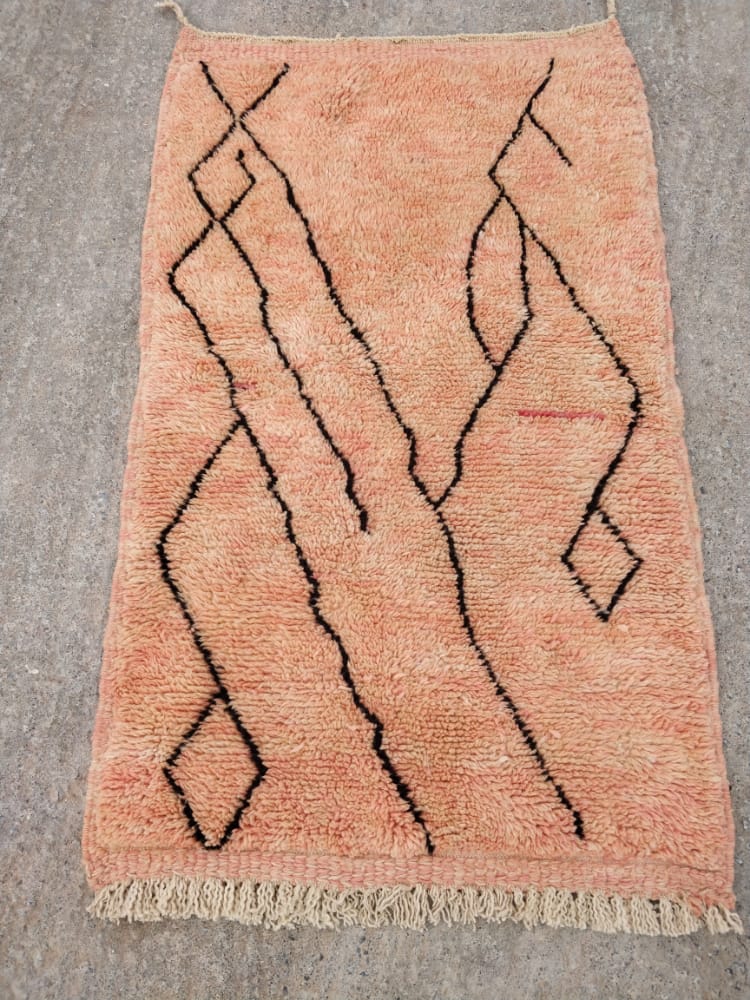 Small Moroccan Rug 2'3"x4'4" Pink - Image 2