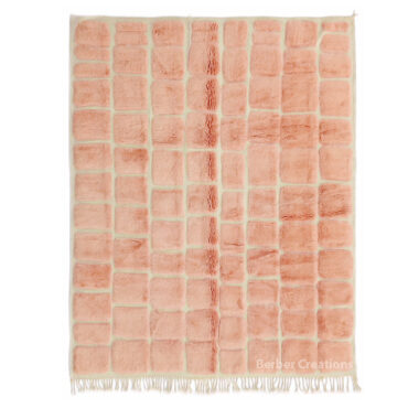 Textured Moroccan Beni Mrirt Rug Pink