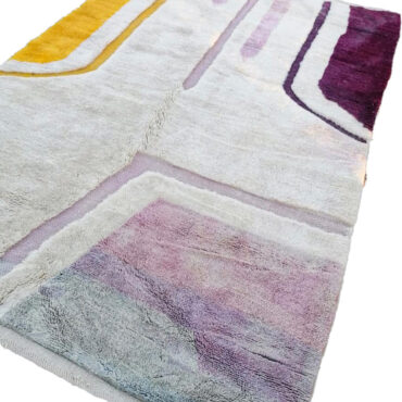 Soft Moroccan Wool Rug 7’x10′