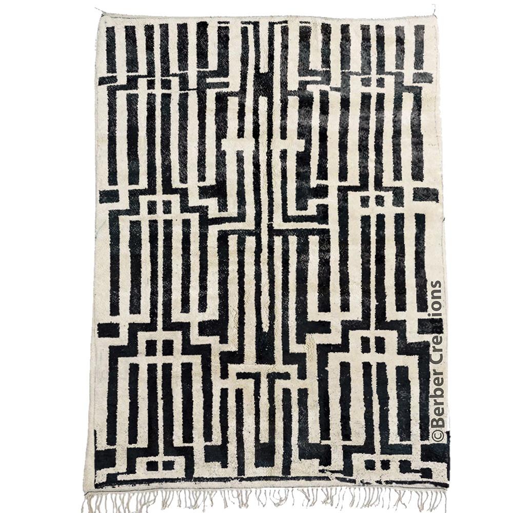 labyrinthe moroccan handwoven rug black and white