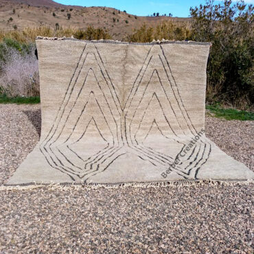 Large Taupe Geometric Moroccan Wool Rug 10.4’x13.7′