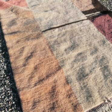 Pink Moroccan Wool Rug 7’x9′