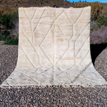 Soft Moroccan Berber Wool  White 7.5’x10.3′