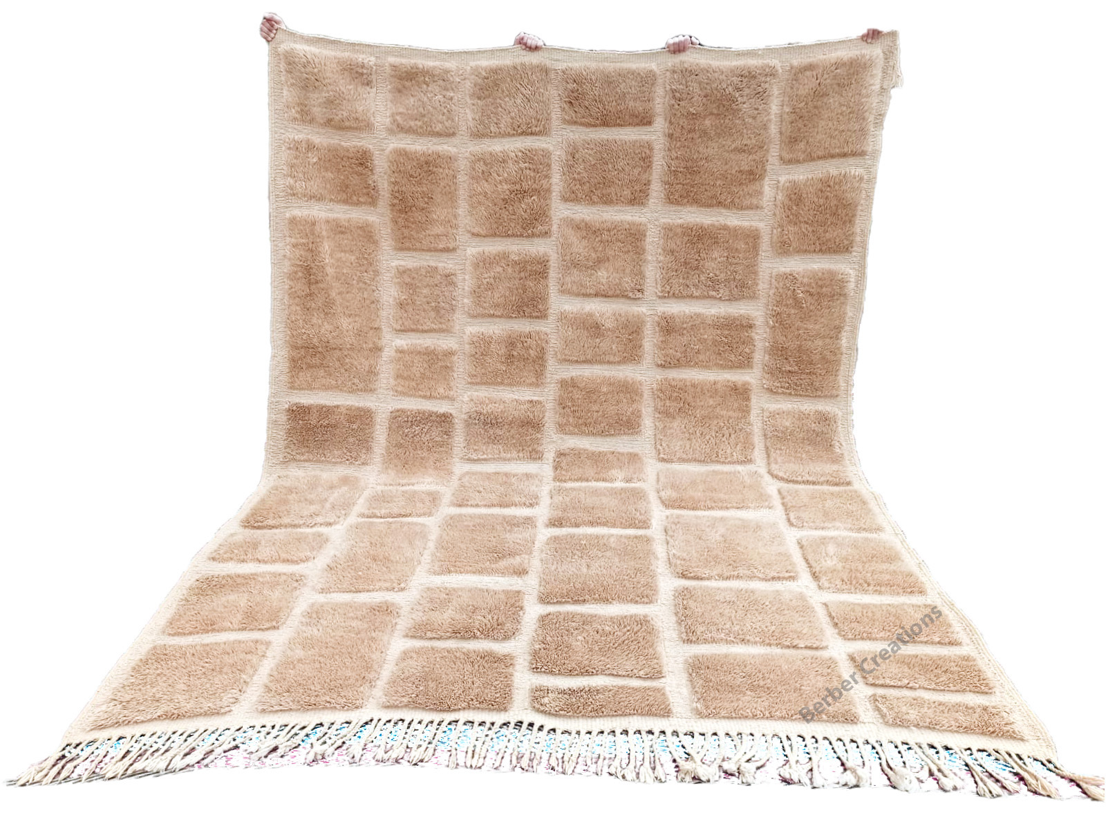 Soft beige moroccan beni ourain rug