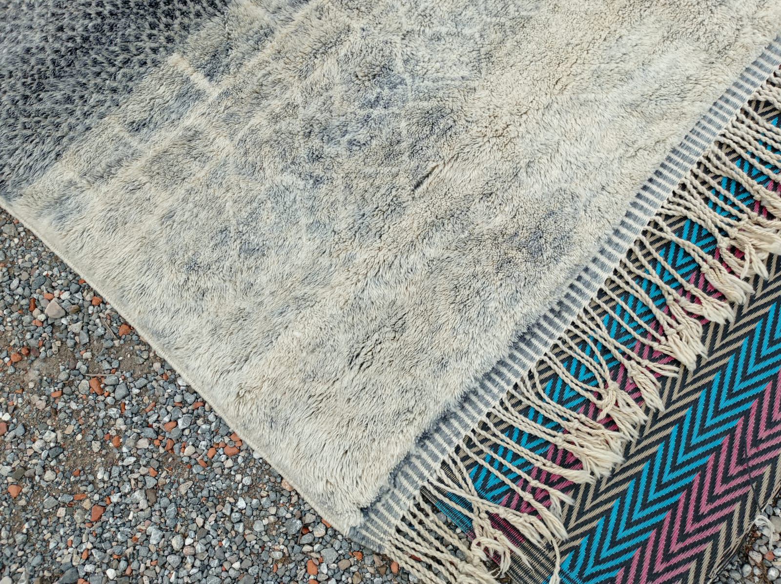 Large Contemporary Moroccan Rug 10x14 Ft - Image 6