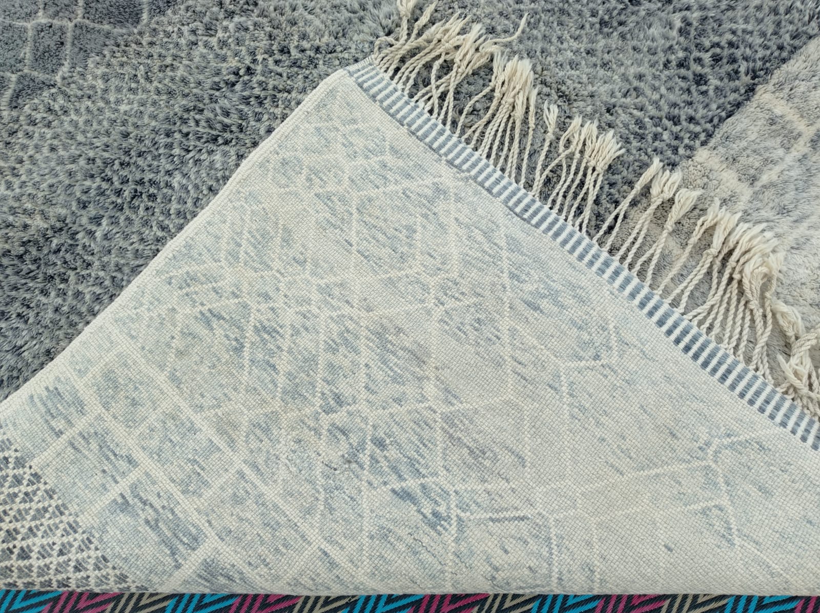 Large Contemporary Moroccan Rug 10x14 Ft - Image 7