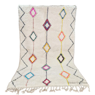 Azilal Moroccan Wool Rug  5’x8.2′