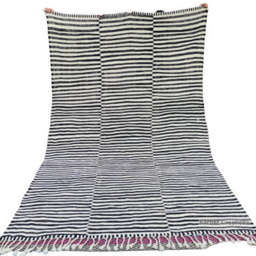 Striped Moroccan Kilim Wool Rug Black and White 6.5’x10′