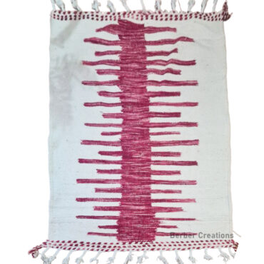 Small Berber Kilim Rug Pink 3.2’x4.9′ – ANSA