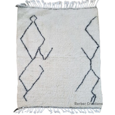 Shag Moroccan Wool Rug White 3.2’x 4.9′ – WAFAA