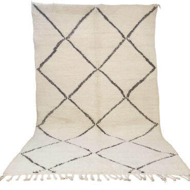 Classic Beni Ourain Rug 4.9’x 8.2′ – SHAHD