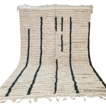 Neutral Moroccan Beni Ourain Rug  6.5′ x 9.8′