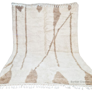 Neutral Moroccan Beni Ourain Rug  6.5′ x 9.8′