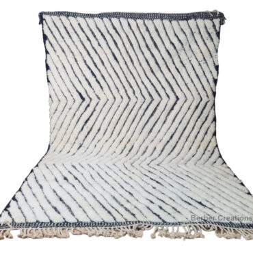 Shag Moroccan Wool Rug Black and White 6.5’x9.8′