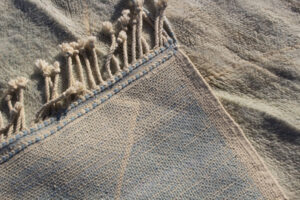 Read more about the article How to Safely Remove Fringes from Your Moroccan Berber Rug: A Step-by-Step Guide