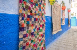 Read more about the article Moroccan Rugs: A Comprehensive Guide to Tradition and Artistry