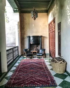 Read more about the article Moroccan Vintage Rugs in Pop Culture: A Look at Their Influence in Fashion and Film