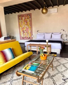 Read more about the article Sourcing Moroccan Vintage Rugs: Where to Buy and What to Look For