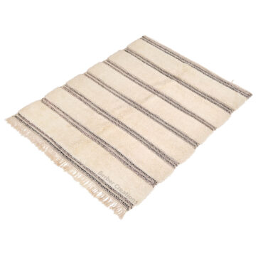 Moroccan Berber Wool Rug OR0013