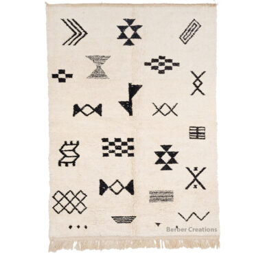 Moroccan Handwoven Berber Wool Rug AZ00043