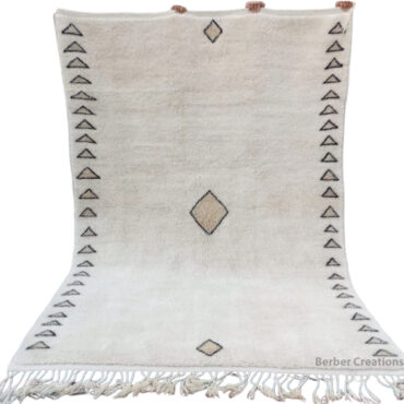 Handwoven Moroccan Beni Rug BR0083
